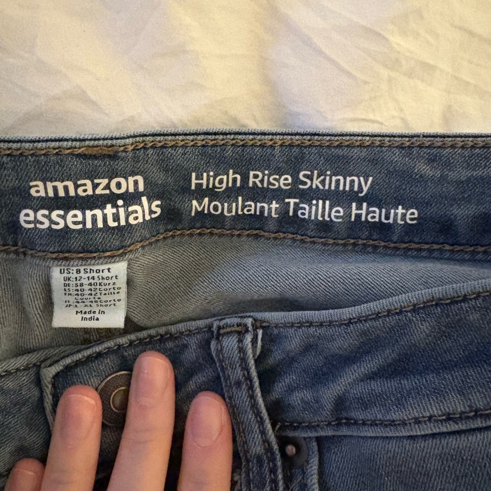 Amazon Essentials High Rise Skinny Jeans - Blue - Picture 2 of 3